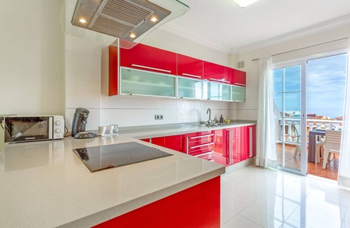 La Orotava House | Holiday Home 'Villa Teide' with Sea Views, Private Terrace and Wi-Fi