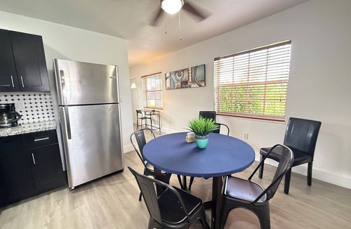 Olympia Heights House | Home Sweet Home Near Malls Airport Highway