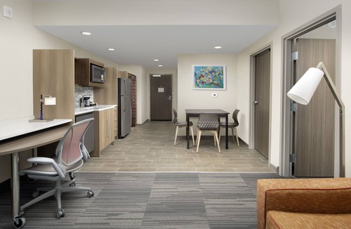 Doral Hotel | Home2 Suites by Hilton Miami Doral West Airport