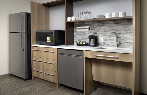 Doral Hotel | Home2 Suites by Hilton Miami Doral West Airport