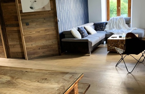 Sallanches Apartment | Homerez - Amazing appartement for 7 ppl. with balcony at Sallanches