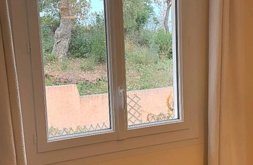 Les Mayons Apartment | Homerez - Apartment in Les Mayons