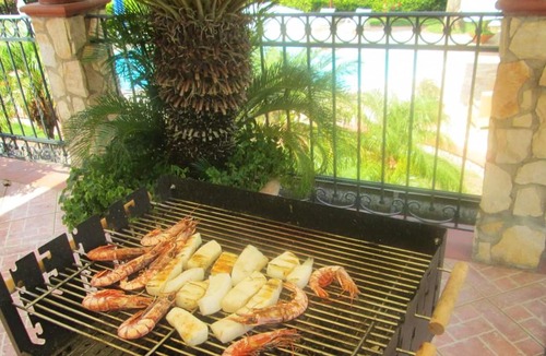 Eboli Apartment | Homerez - Appartement 450 m away from the beach for 7 ppl. with shared pool