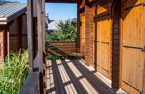 Sixt-Fer-a-Cheval Ski Chalet | Homerez - Chalet Sixt-Fer-à-Cheval, mountain view