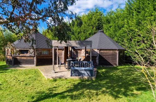 Chazemais Ski Chalet | Homerez - Chalet in Chazemais