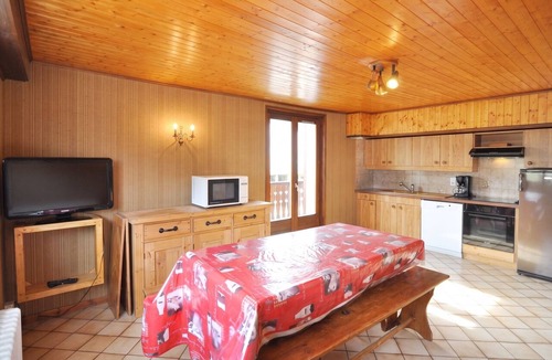 La Chapelle-d'Abondance Apartment | Homerez - Apt La Chapelle-d'Abondance