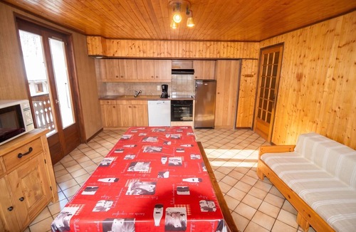La Chapelle-d'Abondance Apartment | Homerez - Apt La Chapelle-d'Abondance