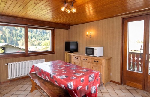 La Chapelle-d'Abondance Apartment | Homerez - Apt La Chapelle-d'Abondance