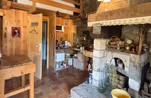 Borne House | Homerez - House in Borne