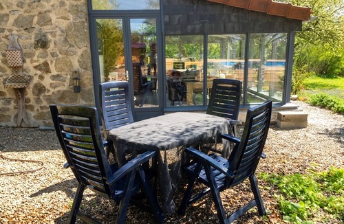 Chenerailles - Auzances - Bellegarde et Haut Pays Marchois House | Homerez - House in Charron