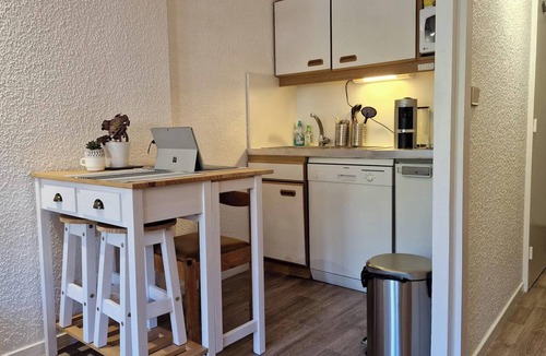 Isola Apartment | Homerez - Studio, mountain view, Isola.
