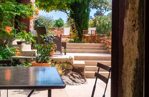 Ansouis Villa | Homerez - Villa in Ansouis