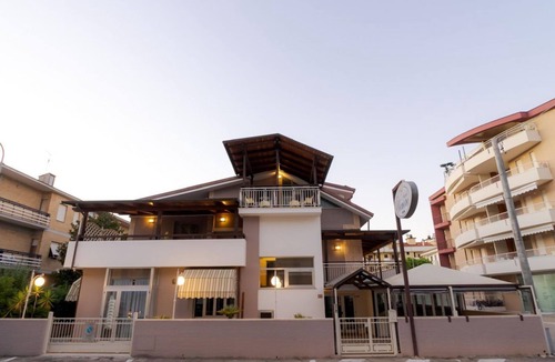 Alba Adriatica Apartment | Homiday - Residence Venere, Interior 6