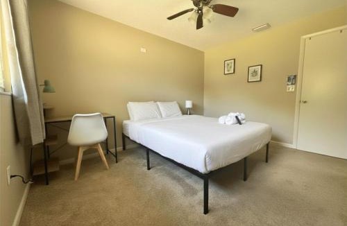 Lakeland House | Host Hubble Private Rooms, Queens Loop
