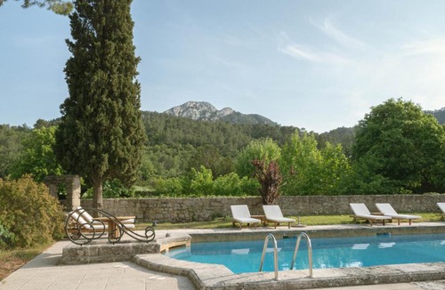 Les Censies Hotel | Hostellerie De L'abbaye De La Celle - Teritoria
