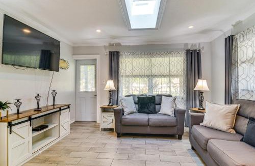 East County Civic Group House | Hot Tub & Fenced Yard: Tranquil Home in Valrico!