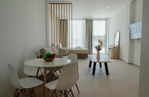 Vivari House | Hotel Apanema