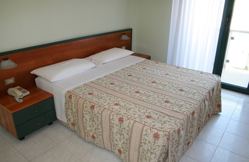 Roseto degli Abruzzi Hotel | Hotel La Perla