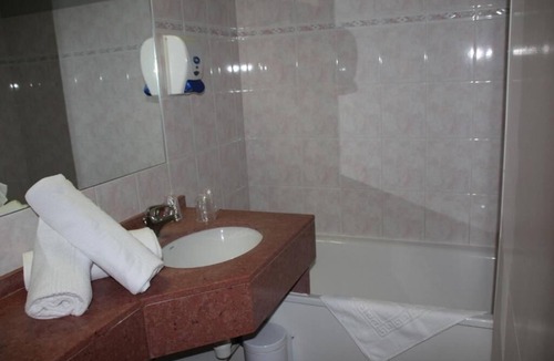 Risoul Hotel | HOTEL LE CHARDON BLEU