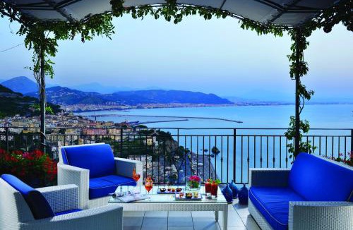 Raito Hotel | Hotel Raito