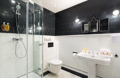 Les Cordeliers Hotel | Hôtel Silky by HappyCulture