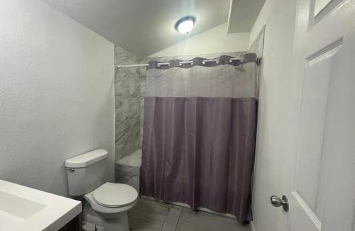 Lake Wales House | Hotel-Style Private Suite-Lake View-Gardens