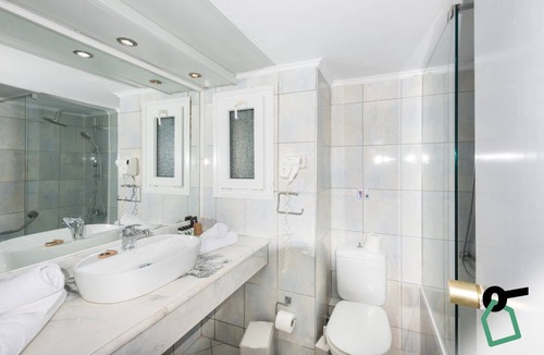 Kanoni Hotel | Hotiday Corfu Kanoni