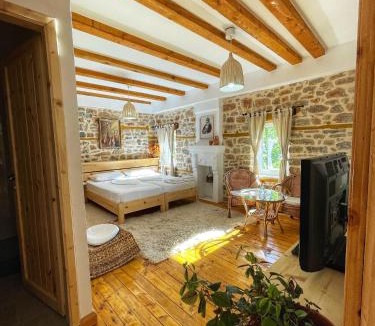 Lin Bed & Breakfast | House 1960