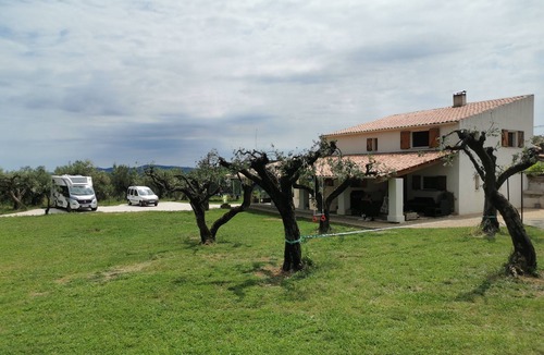Claviers House | House in the olive groves