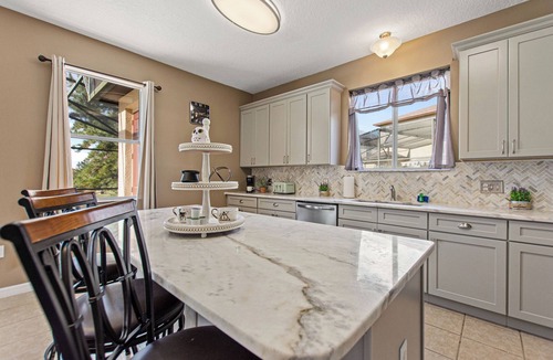 Windwood Bay House | House of Wizardry- Magical Family 7BR-w/amazing POOL- Near Disney