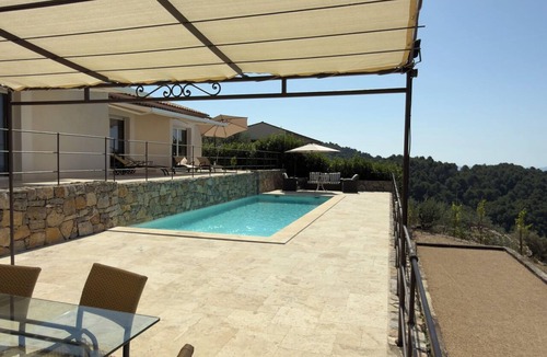 Seillans House | House with a sea view—perfect for a family vacation—in the town of Seillans