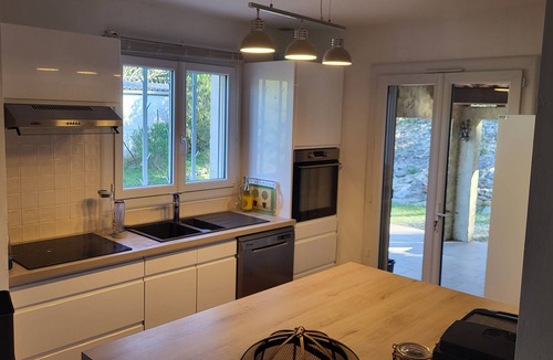 Gareoult Villa | House with view for 8 people in Provence 30mm from the sea