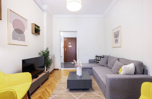 Thessaloniki Apartment | Houseloft Bianca Vision