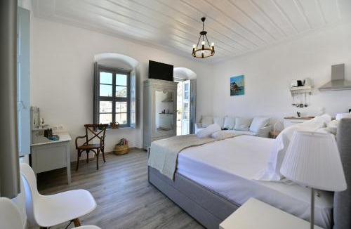 idhra Apartment | Hydra Art Suites