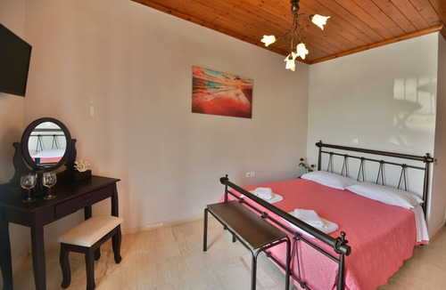 idhra Apartment | Hydra Port Apartments-Balcony