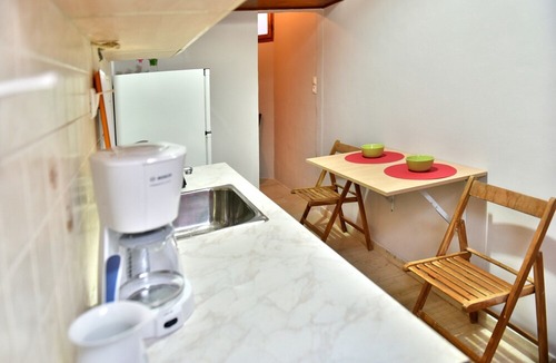 idhra Apartment | Hydra Port Apartments-Balcony