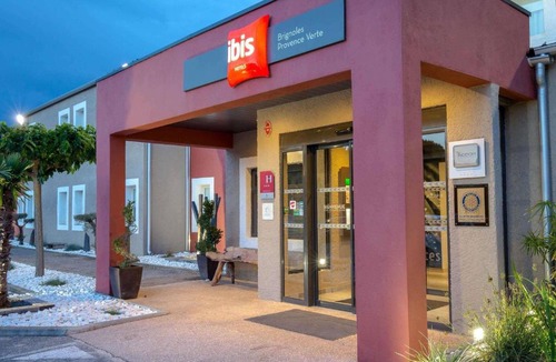 Brignoles Hotel | ibis Brignoles Provence Verte