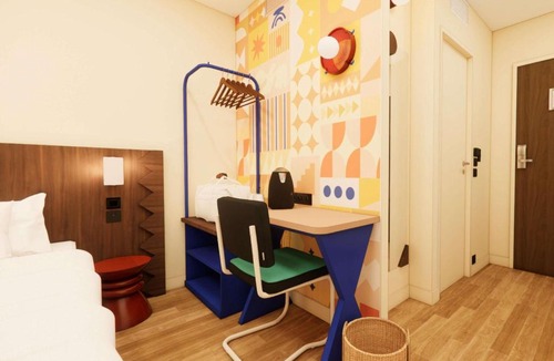 Yves Farge - Le Fleuve Hotel | ibis Styles Lyon Gerland