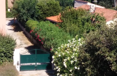 Le Brusc House | In Brusc, Villa with pool, 500m from the beach and port, Sea View, 14 people