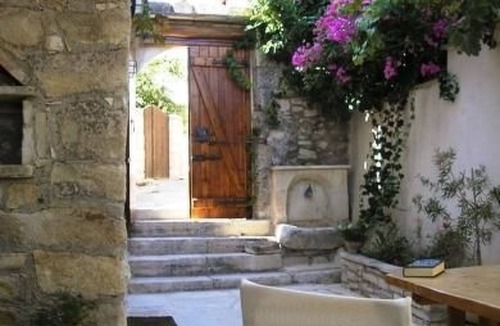 Douliana House | in Douliana mit Großem Balkon by Interhome