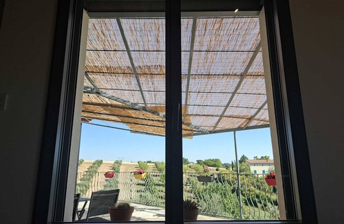 Valensole Apartment | In the heart of olive groves and lavender fields, near the Gorges du Verdon!
