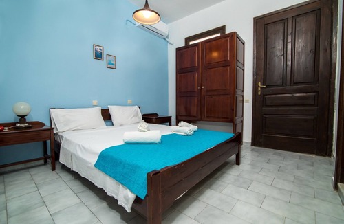 Gournai House | Irilena by Checkin