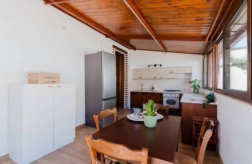 Lecce House | IRIS - Lecce Selection
