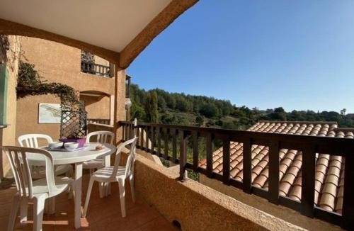 Les Issambres Apartment | IS090- 891 LES ISSAMBRES T3 cabine 6 couchages, piscine et parking