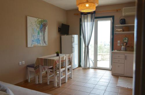 Kariotai Apartment | Isabel Suite sea view & garden