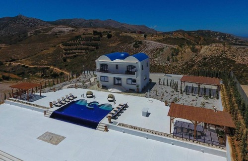 Agia Pelagia Villa | ISholidays Creta Santorini Villa