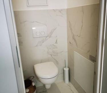 Lachapelle-sous-Aubenas Apartment | Jaccuzzi privatif dans studio tout confort
