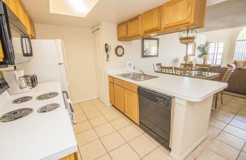 Royal Palm Bay House | Jerry's Royal Palms Condo