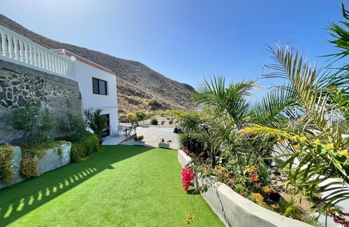 Los Gigantes Apartment | Joypride Deleux Oceanview Penthouse