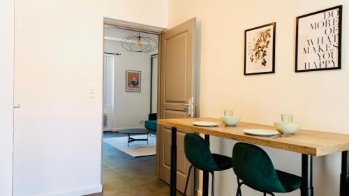 Brignoles Apartment | Juni - Climatisé & Balconnet